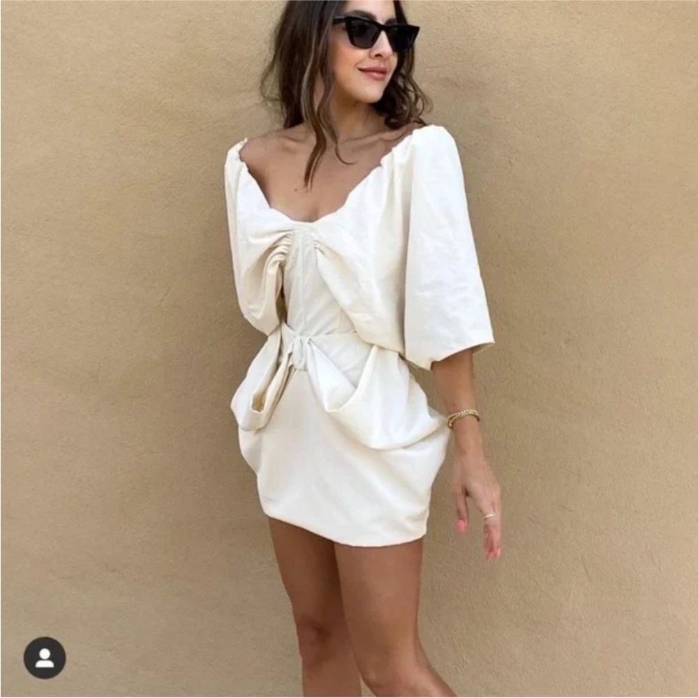 Zara Cream voluminous Bodysuit Top